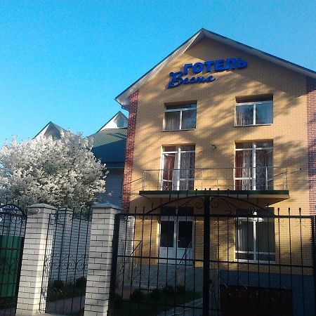 Отель Веста Бровары Экстерьер фото